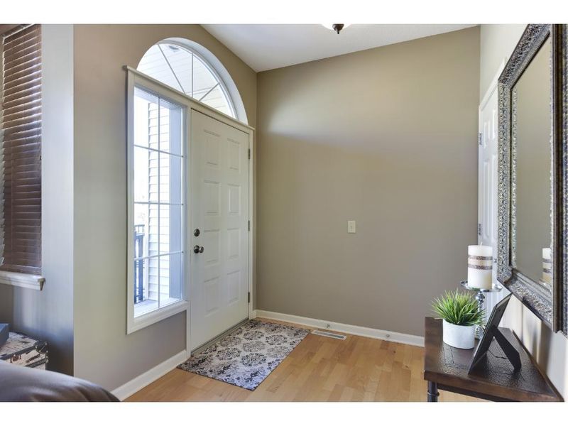 8074 Norwood Ln N, Maple Grove, MN 55369