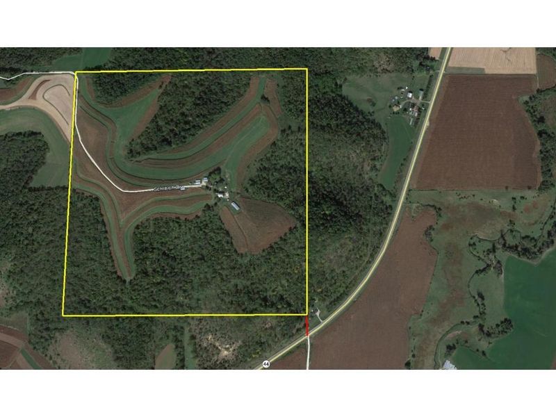 6757 Schleich Dr, Hokah, MN 55941