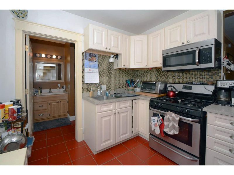 1755 7th St E, Saint Paul, MN 55106