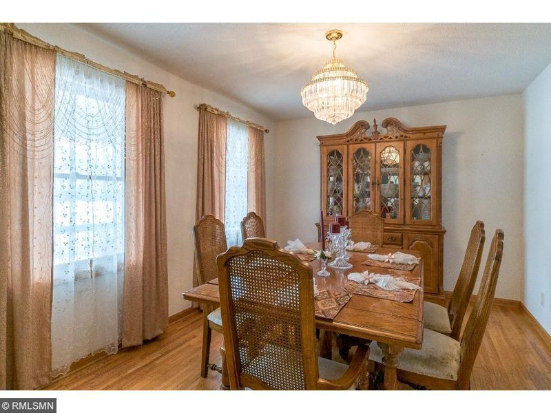 109 Woods Dr, Le Sueur, MN 56058