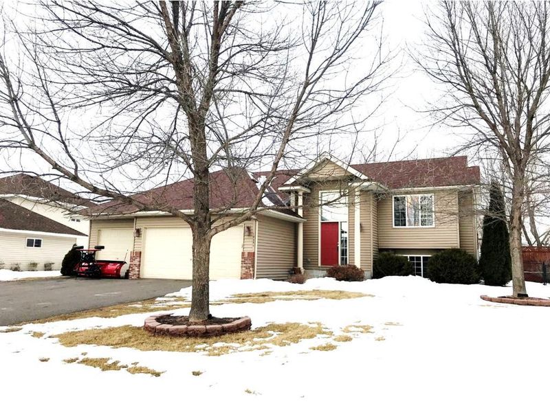 10254 53rd St Ne, Albertville, MN 55301