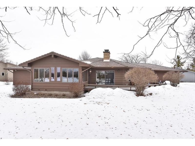 955 Olympic Hills Pl NE, Owatonna, MN 55060