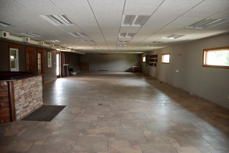 201 S 8th St, Lake City, MN 55041
