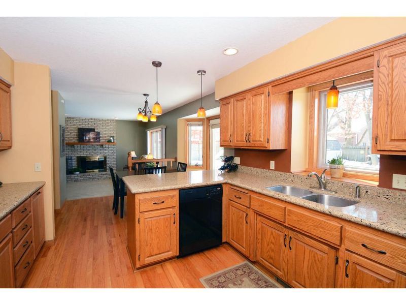 6648 Pelican Pl, Lino Lakes, MN 55014