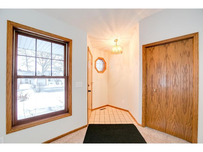 11435 Mississippi Dr N, Champlin, MN 55316