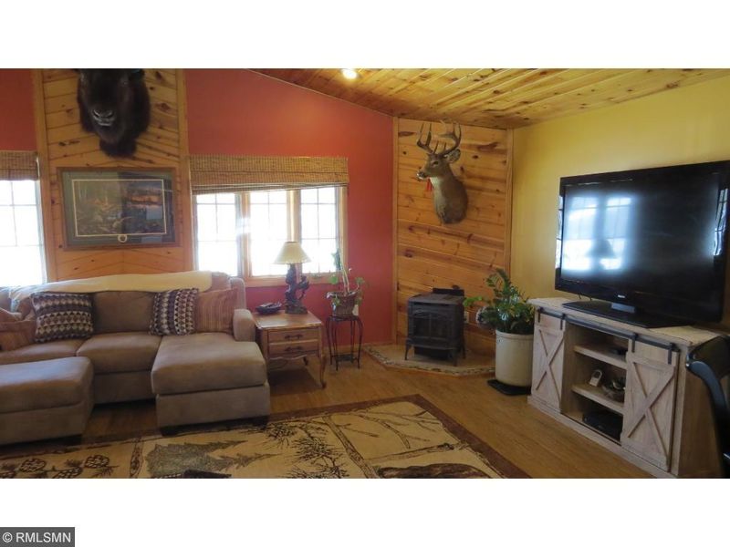 14164 Eide Rd, Brainerd, MN 56401