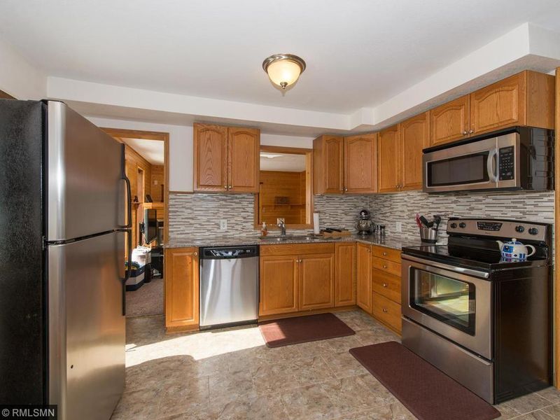 6928 Queen Ave S, Richfield, MN 55423
