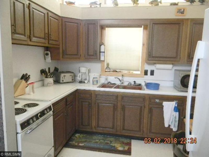 903 Barstow Rd, Hillman, MN 56338