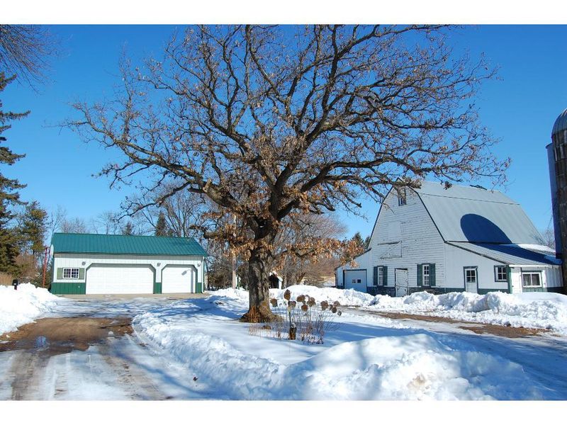 1721 237th Ave NW, Saint Francis, MN 55070