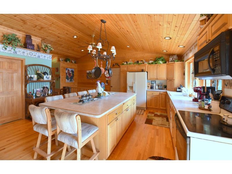 24483 Camp Lake Rd, Brainerd, MN 56401