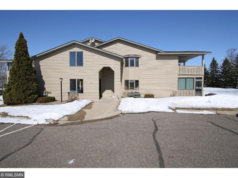 2600 75th St E #215, Inver Grove Heights, MN 55076
