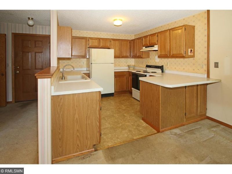 2600 75th St E #215, Inver Grove Heights, MN 55076