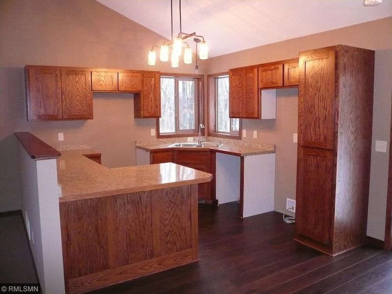 29305 Dimaggio, North Branch, MN 55056