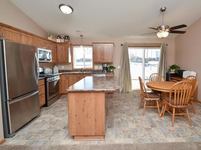 823 Park Brook Rd NW, Isanti, MN 55040