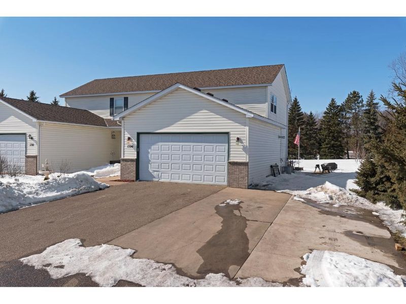 1396 108th Ave NE, Blaine, MN 55434