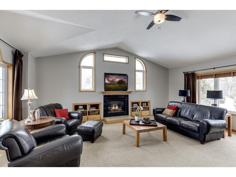 29126 113th St, Princeton, MN 55371