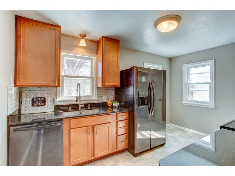 5605 32nd Ave S, Minneapolis, MN 55417