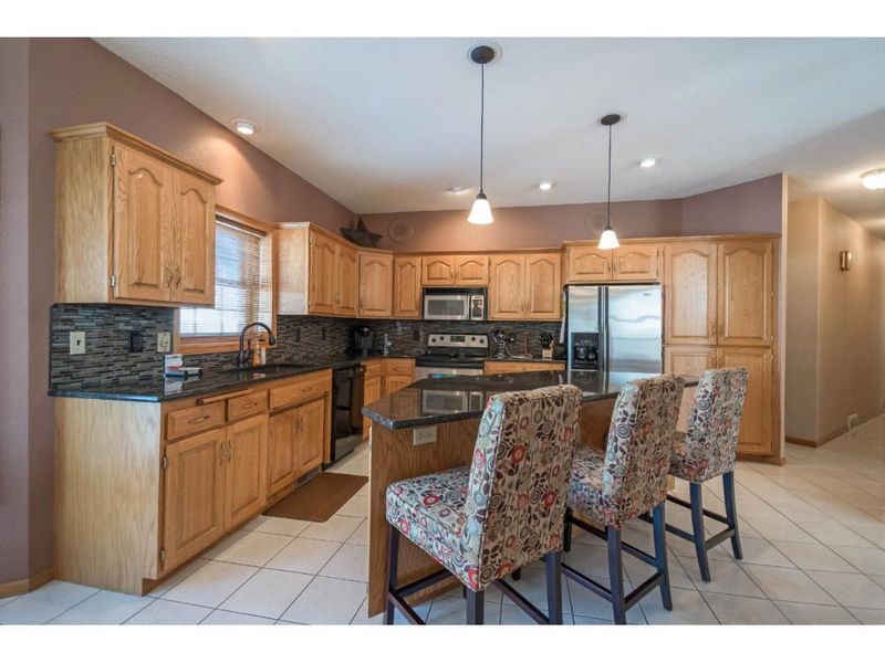 3705 Deerwood Ct, Saint Cloud, MN 56301