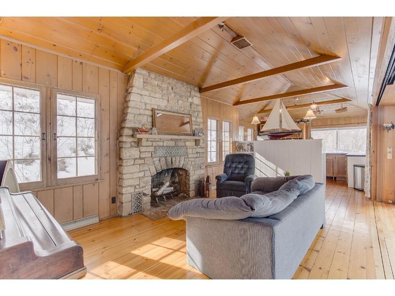 3988 River Rd S, Afton, MN 55001