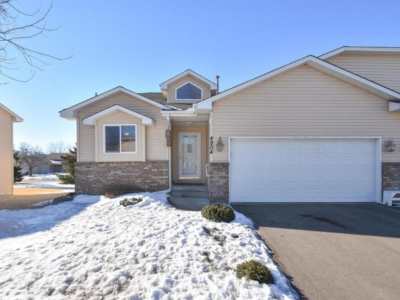 4904 Stoneridge Ln, Monticello, MN 55362