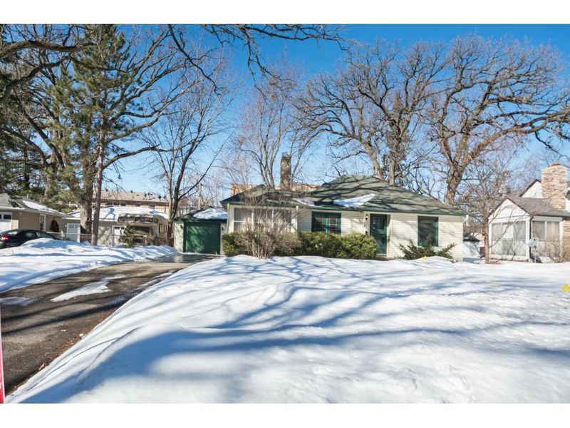 6704 Oliver Ave S, Richfield, MN 55423