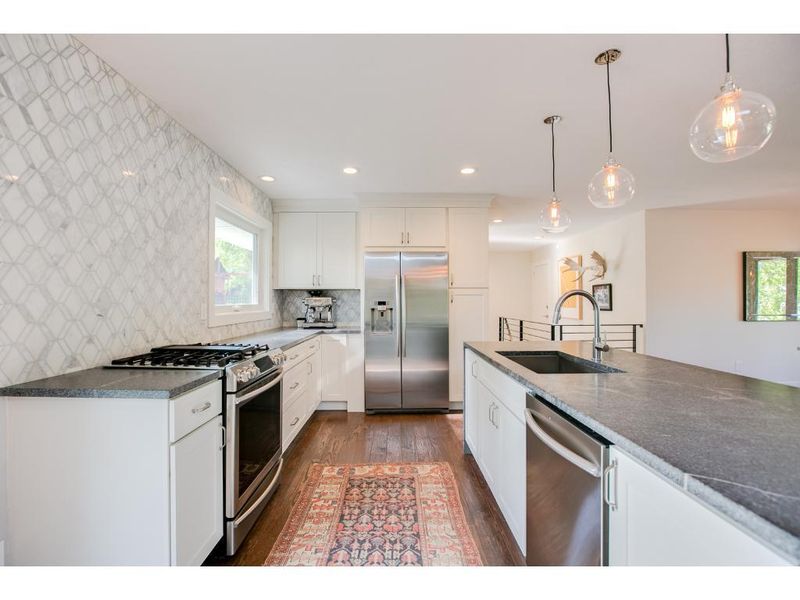 6609 Tracy Ave, Edina, MN 55439