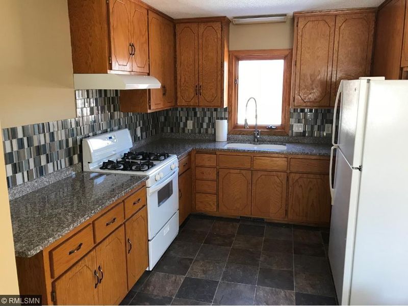 491 57th Ave NE, Fridley, MN 55432