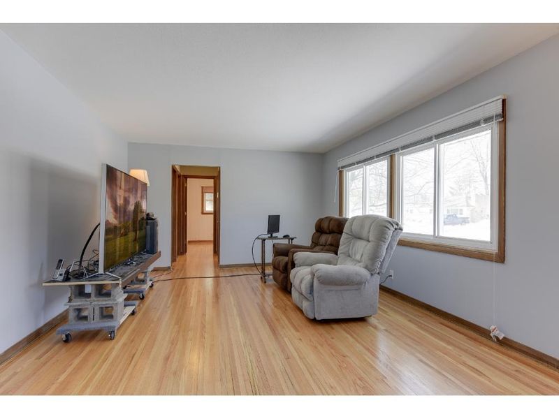 5736 Drew Ave N, Brooklyn Center, MN 55429