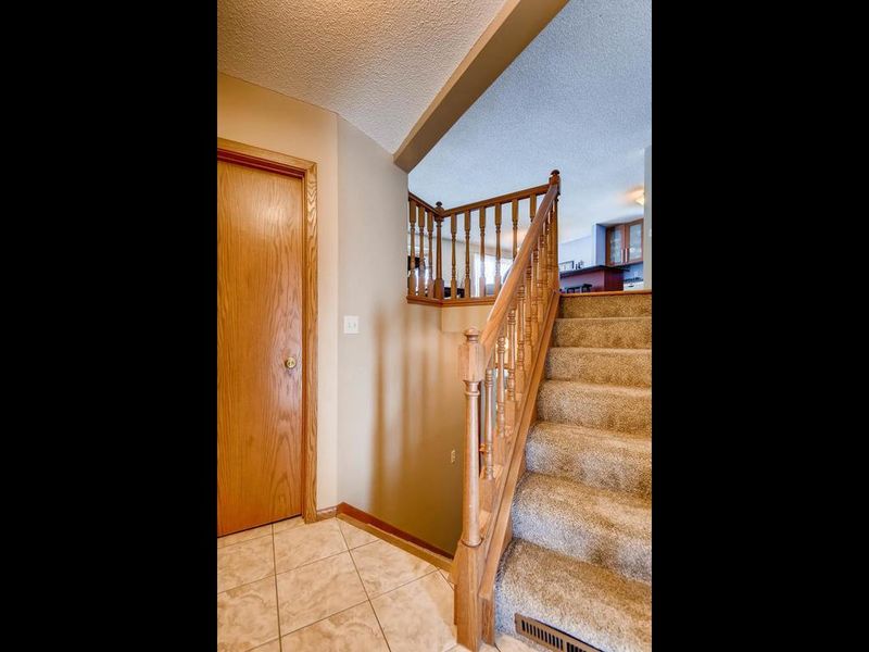 7977 Cloman Ave, Inver Grove Heights, MN 55076