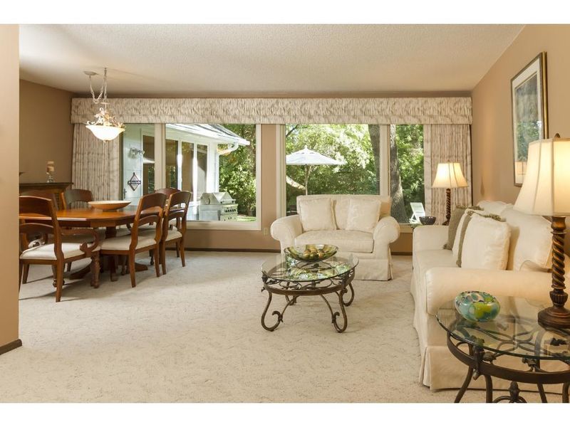 5805 Jeff Pl, Edina, MN 55436