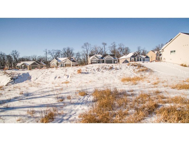 7655 Aspen Cv S, Cottage Grove, MN 55016