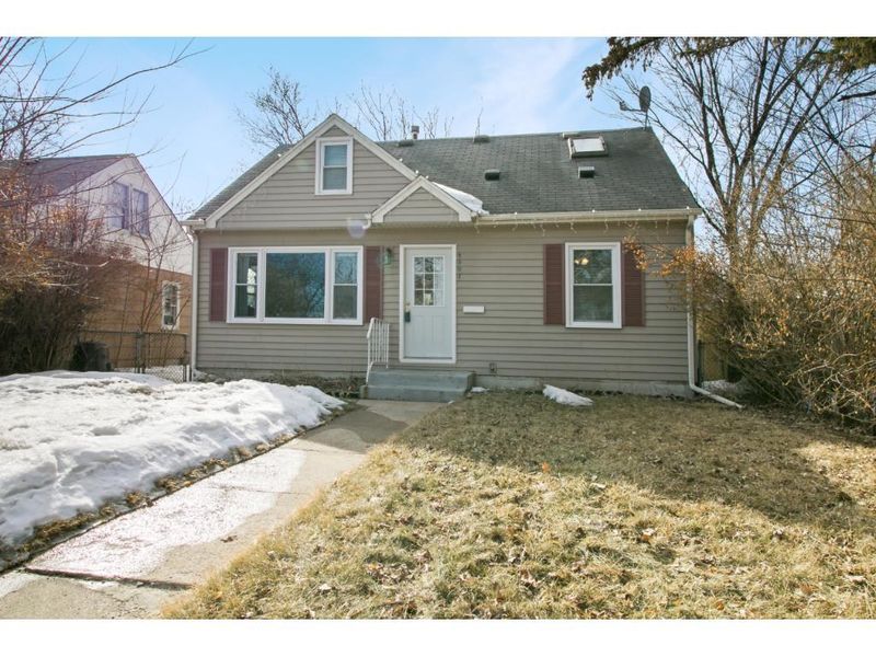 4907 Knox Ave N, Minneapolis, MN 55430