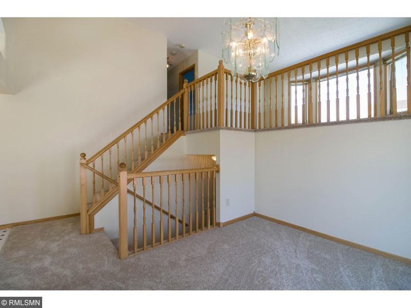 6916 91st Trl N, Brooklyn Park, MN 55445