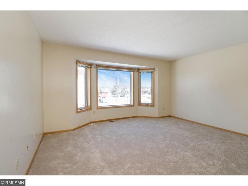 6916 91st Trl N, Brooklyn Park, MN 55445