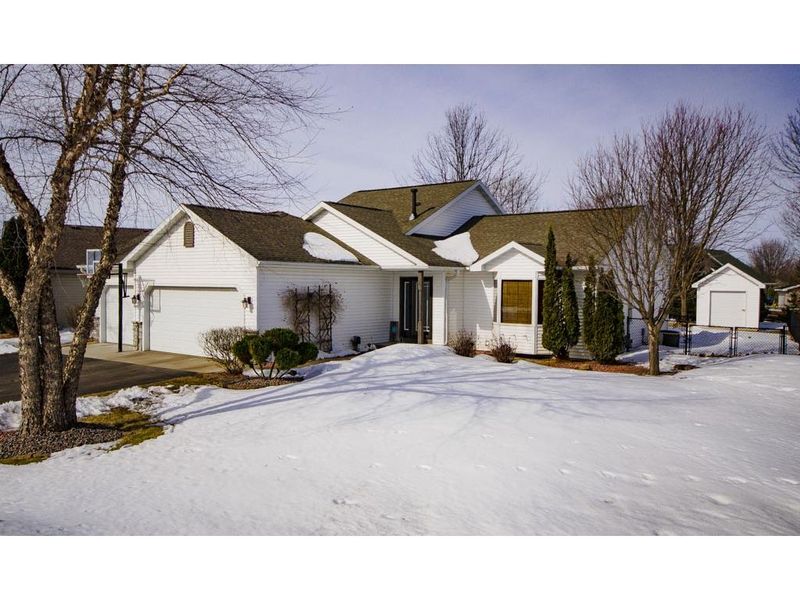 562 Tuttle Dr, Hastings, MN 55033