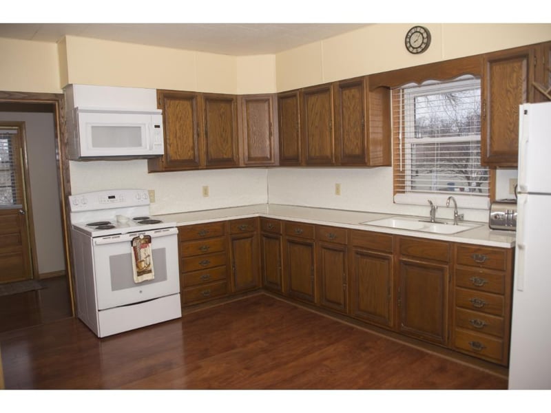 250 Railroad St, Hamburg, MN 55339