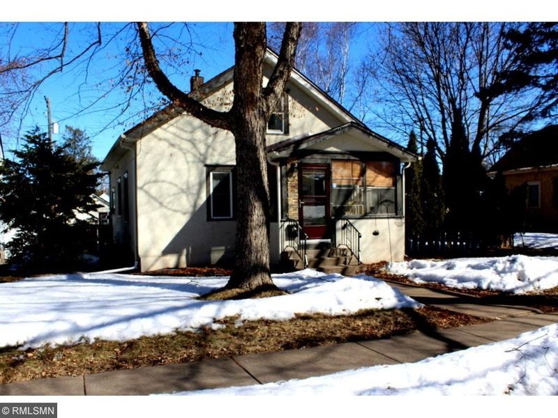 1633 Margaret St, Saint Paul, MN 55106