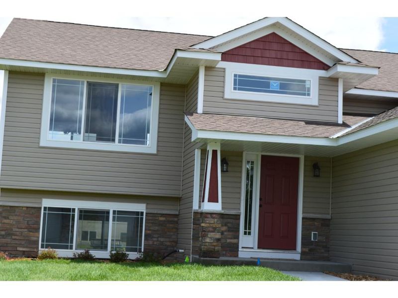 7744 114th Ave N, Champlin, MN 55316