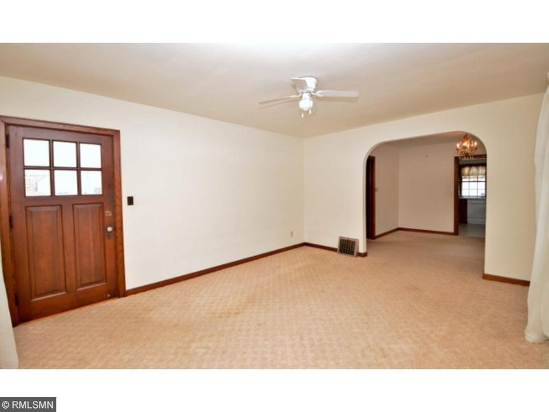 534 Riverside Dr NE, Saint Cloud, MN 56304