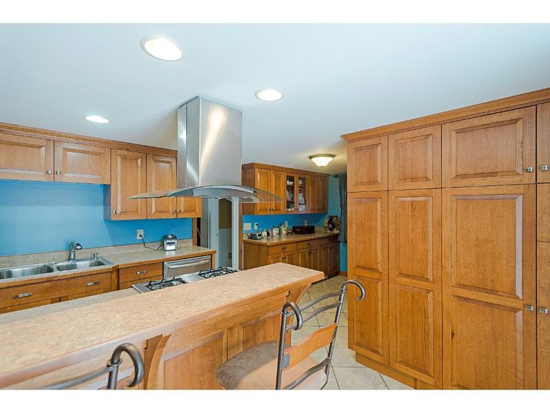 532 1st St SW, Faribault, MN 55021