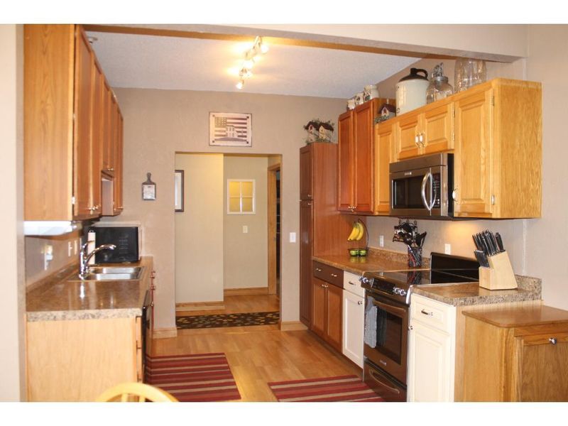 120 Maple St S, Lester Prairie, MN 55354