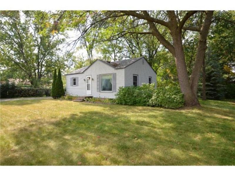 8220 Monroe St NE, Spring Lake Park, MN 55432