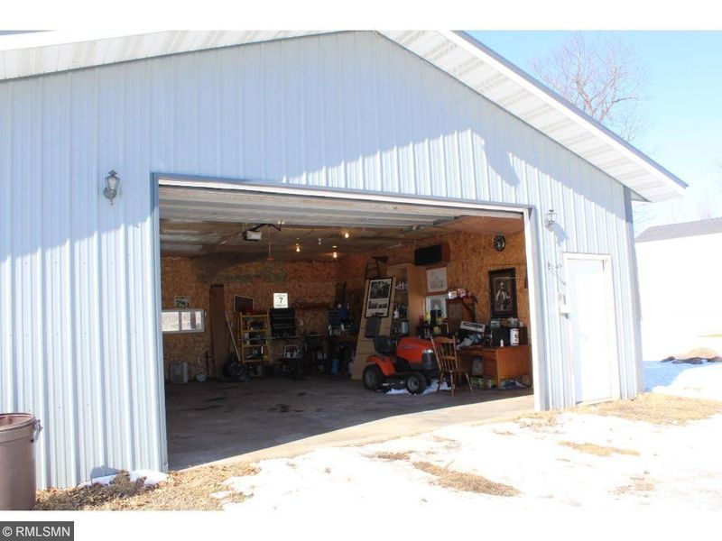 29897 170th St, Isle, MN 56342