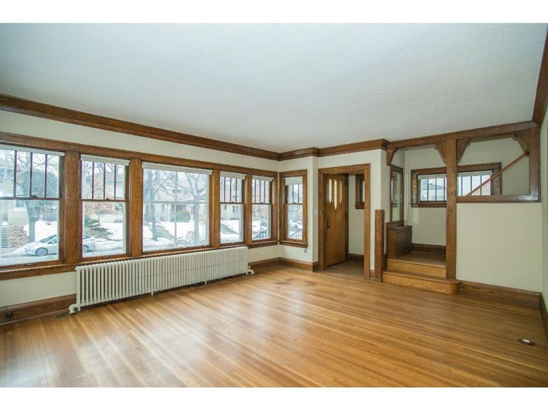 4037 Harriet Ave S, Minneapolis, MN 55409