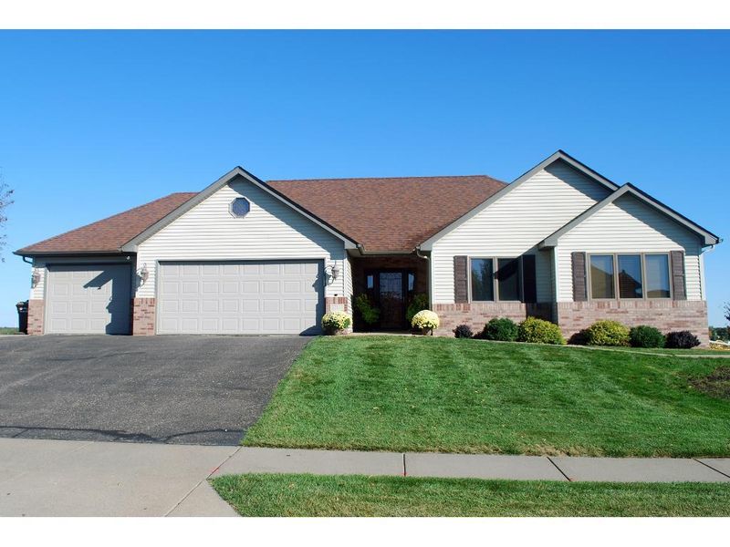 23620 Birch Rd, Rogers, MN 55374
