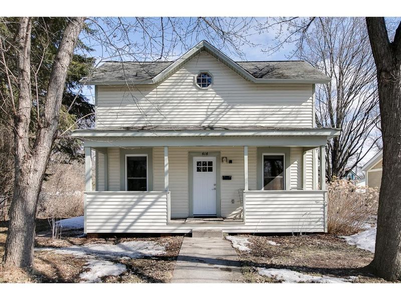 414 3rd St N, River Falls, WI 54022