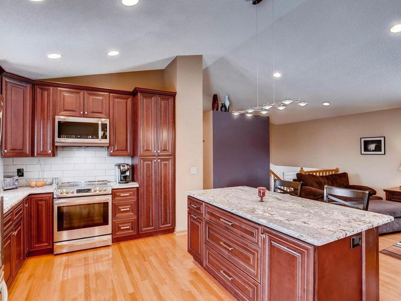 205 Liberty Ln, Jordan, MN 55352