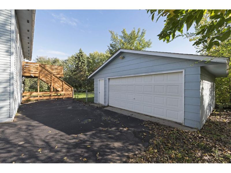 836 96th Ave NE, Blaine, MN 55434