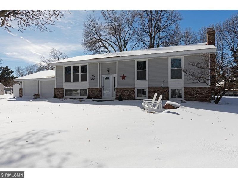 9624 Toledo Cir, Bloomington, MN 55437