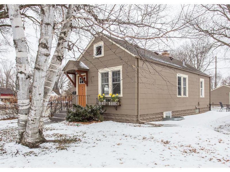 4517 Penn Ave N, Minneapolis, MN 55412